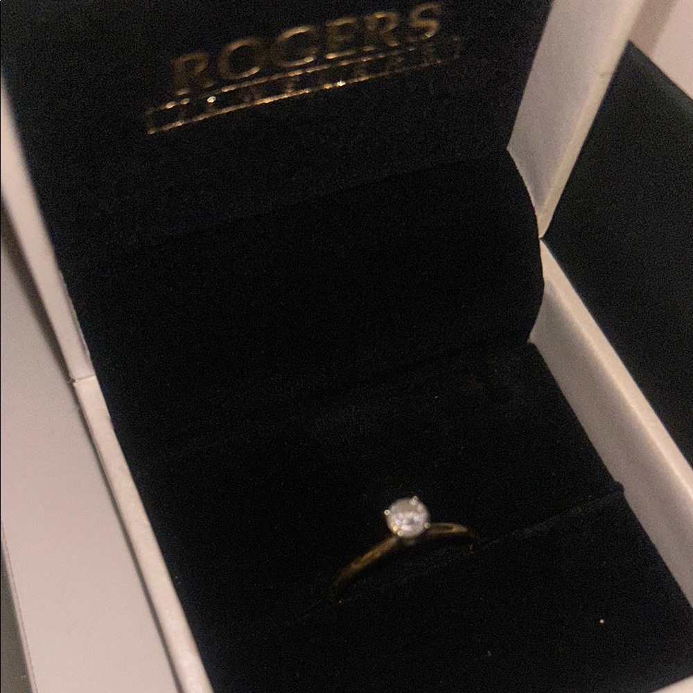 Gold Diamond Ring